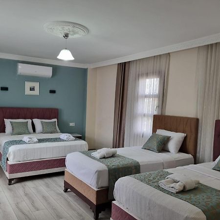 Sezgin Boutique Hotel คูซาดาซี ภายนอก รูปภาพ