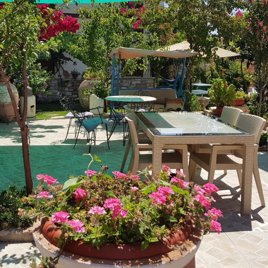 Sezgin Boutique Hotel คูซาดาซี ภายนอก รูปภาพ