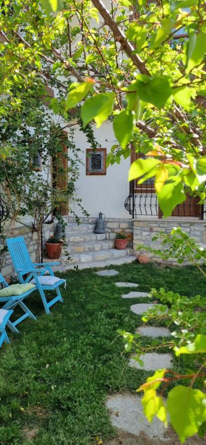 Sezgin Boutique Hotel คูซาดาซี ภายนอก รูปภาพ
