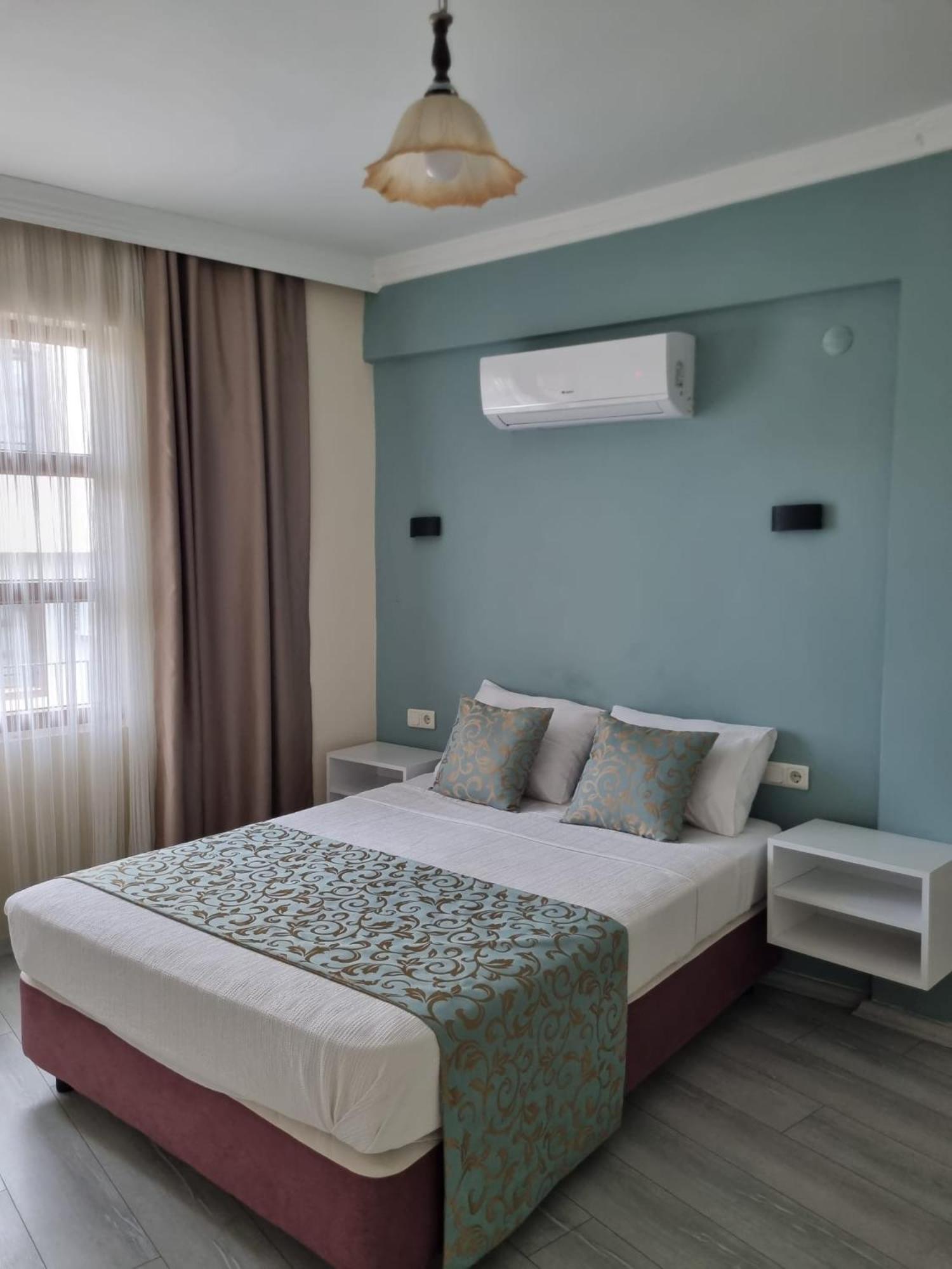 Sezgin Boutique Hotel คูซาดาซี ภายนอก รูปภาพ